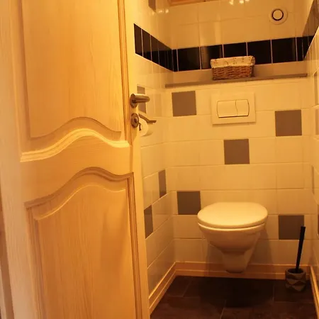 Chalet Les Brimbelles 圣纳博尔德