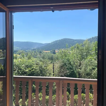 Les Brimbelles Chalet *